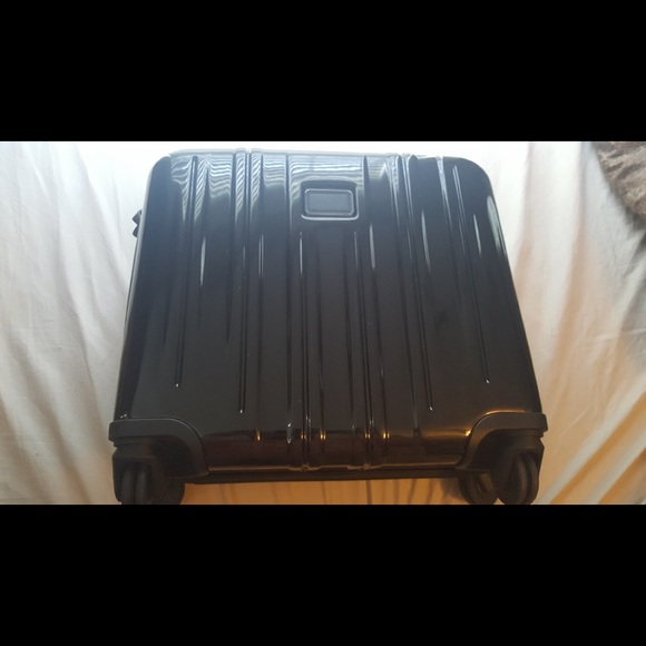 Sold🤯TUMI V3 Comp Carryon Brief/Suitcase - Picture 7 of 7